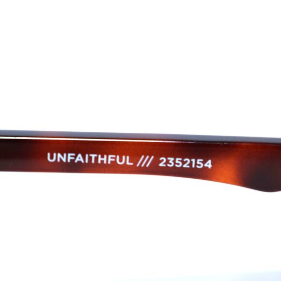 Le Specs UNFAITHFUL Cat Eye Womens Polarized Sunglasses - Toffee Tort - NWT - Picture 4 of 11